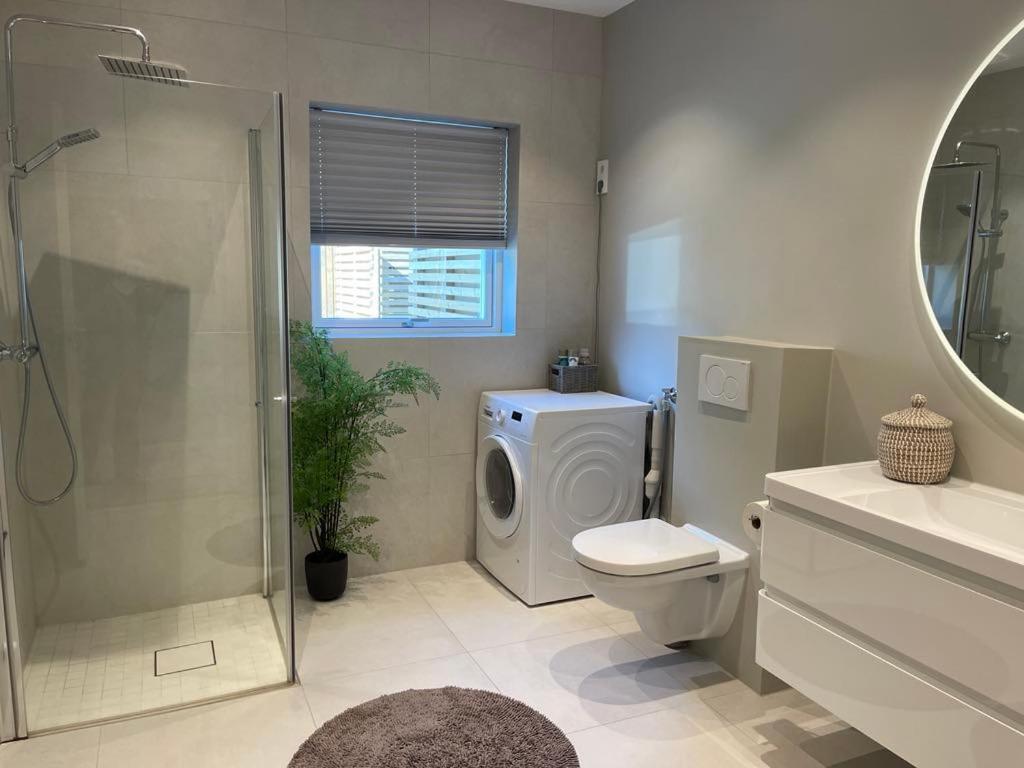 Appartement Eksklusiv Med Spektakulaer Utsikt Kabelvåg